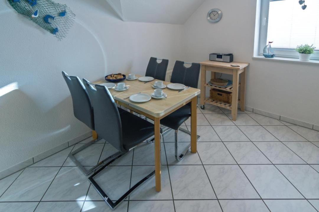 Ferienwohnung-Noerddiek-Strandnaehe-Meerblick Norddeich  Exteriör bild