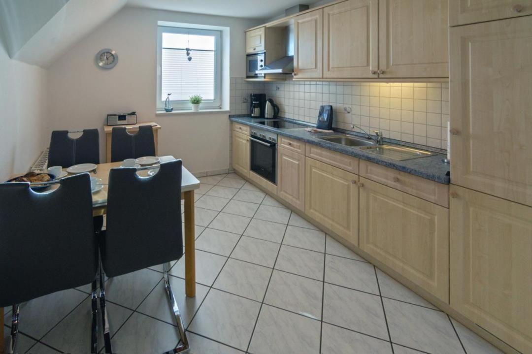 Ferienwohnung-Noerddiek-Strandnaehe-Meerblick Norddeich  Exteriör bild